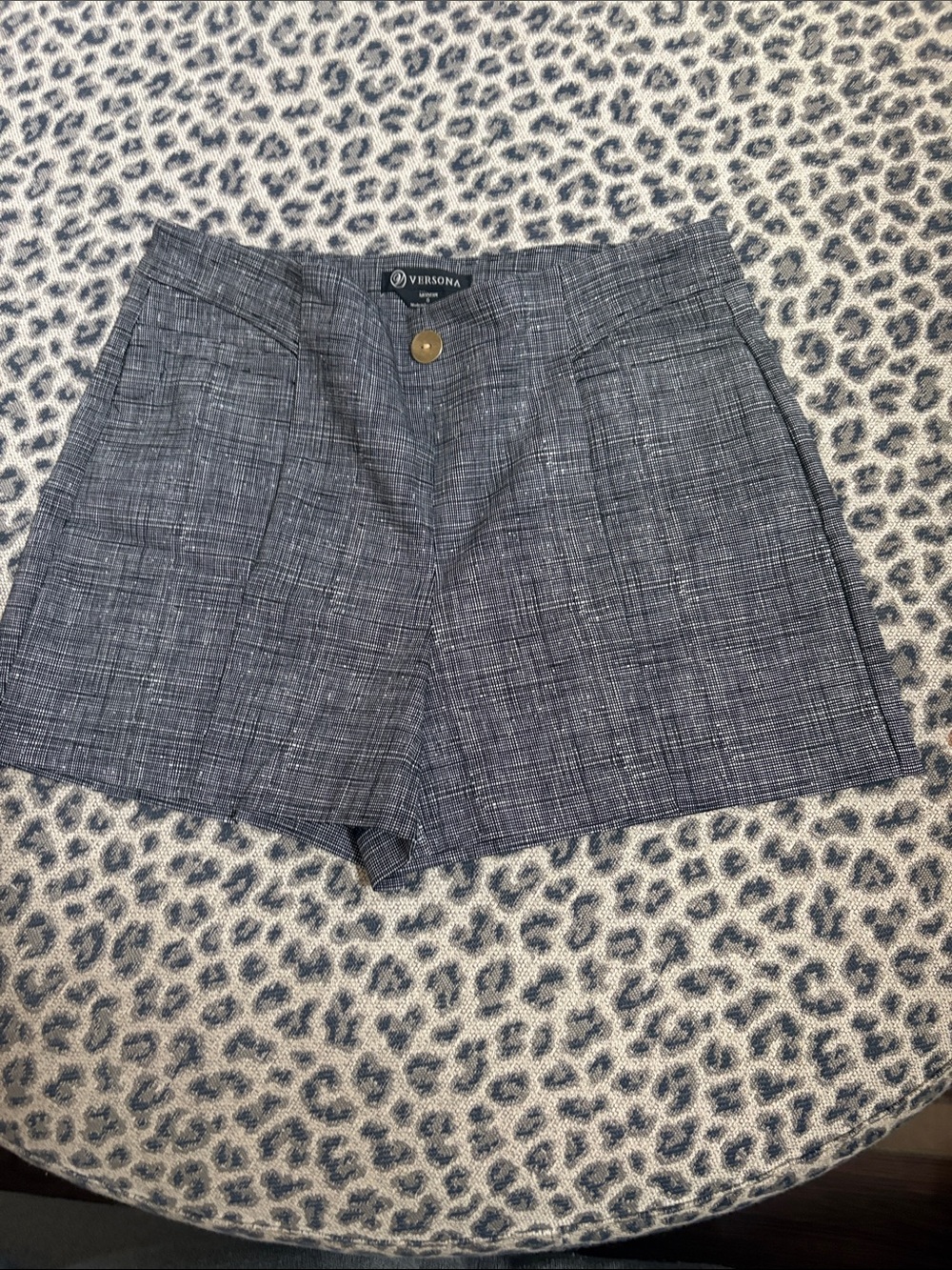 Versona Women's Gray Plaid Tweed-Style Shorts